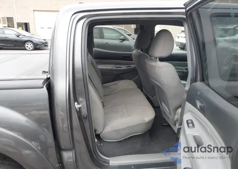 2015 Toyota Tacoma Prerunner V6 из США, поврежденный, VIN 5TFJU4GN8FX073831